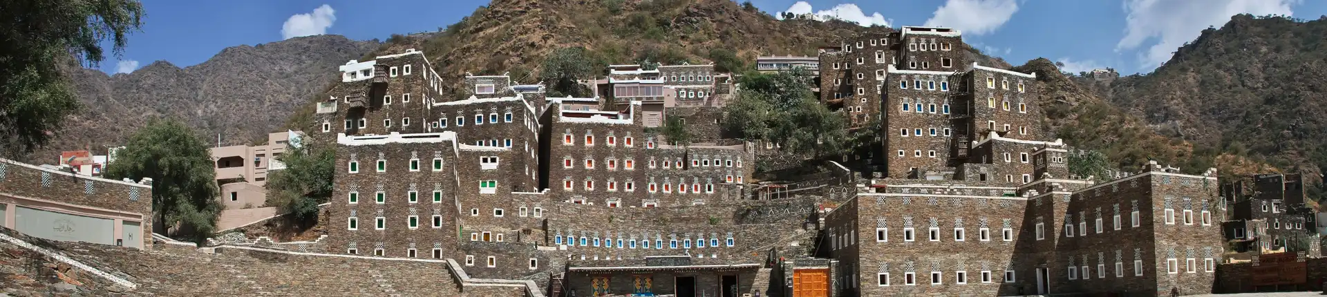 دليل متحف رجال ألمع التراثي