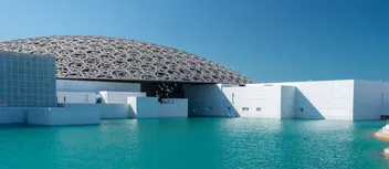 جولة في متحف اللوفر أبوظبي