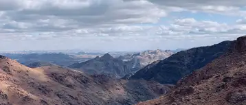 دليل زيارة جبل اللوز