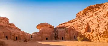 أجمل الوجهات الطبيعية في شبه الجزيرة العربية