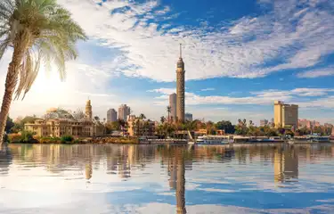 اكتشف تاريخ مصر العريق: جولة سياحية في القاهرة - الأماكن السياحية الشهيرة في القاهرة