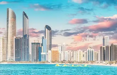 Top Tourist Places in Abu Dhabi | WINGIE | WINGIE