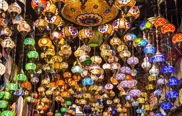Top Souvenir and Gift Shops in Dubai | WINGIE | WINGIE