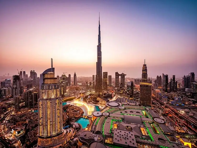 Sunset silhouette of Burj Khalifa 