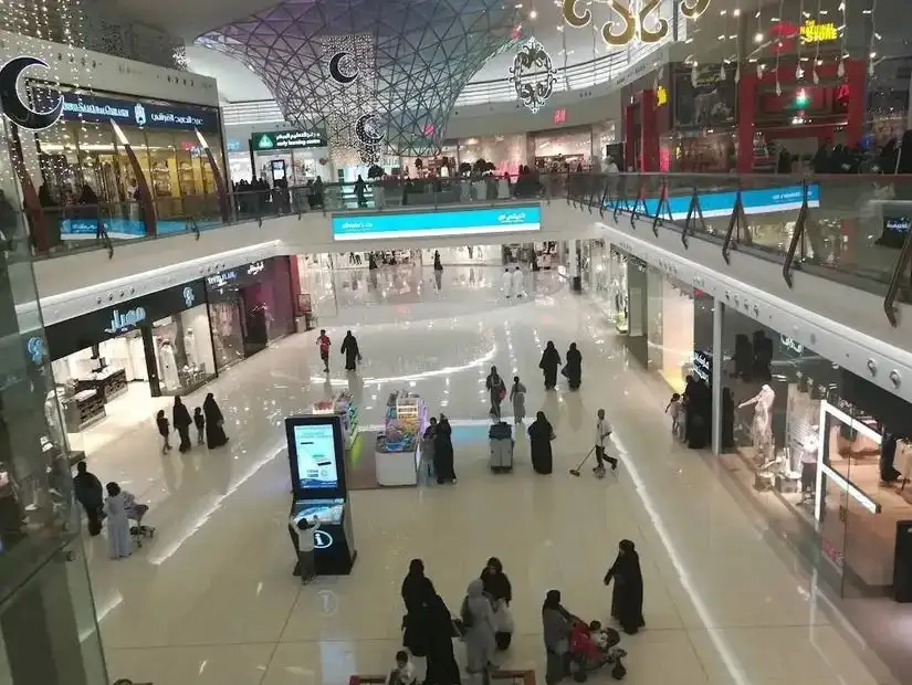  Interior of Mall of Arabia