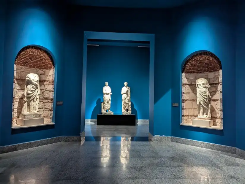المتحف اليوناني الروماني.webp