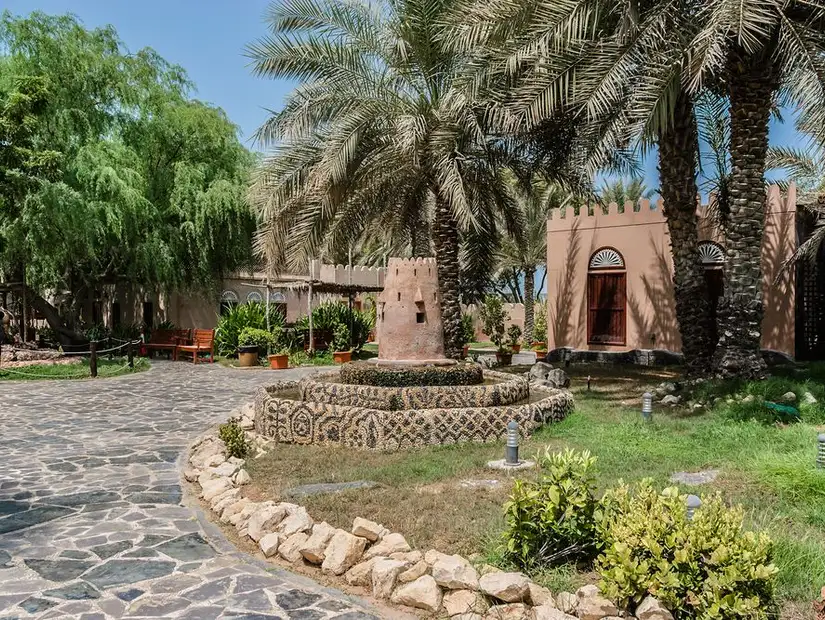 القرية التراثية ابو ظبي.jpg