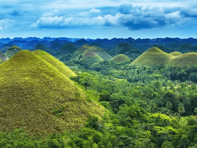 Bohol’s iconic Chocolate Hills.