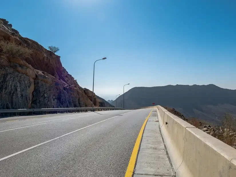 dubai-jebel-akhdar.jpg