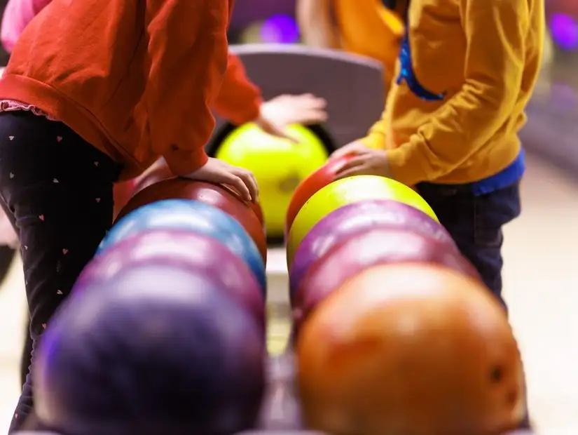 Little hands, big game: Kids getting ready to roll.