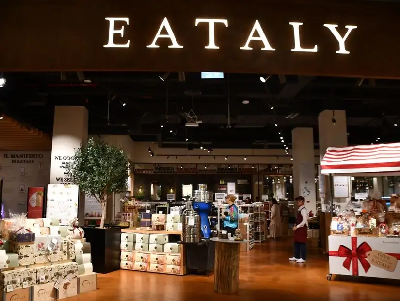 The entrance to Eataly, showcasing a wide range of Italian products.