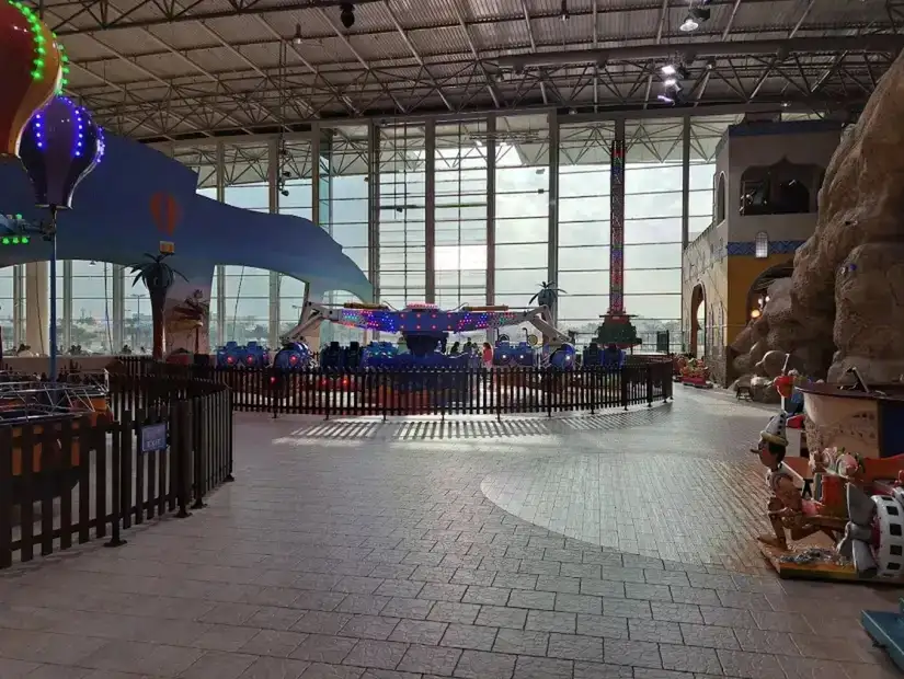 granada-mall3