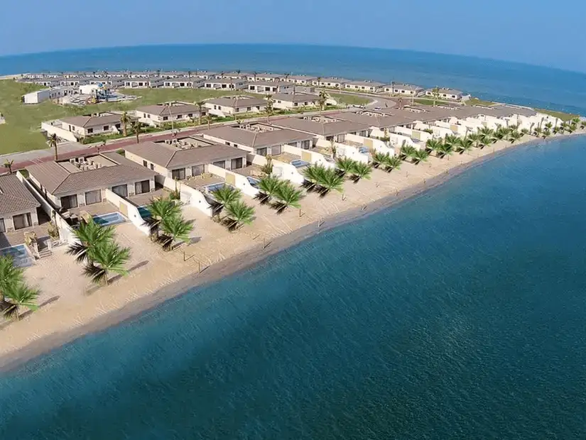 half_moon_beach2.jpg