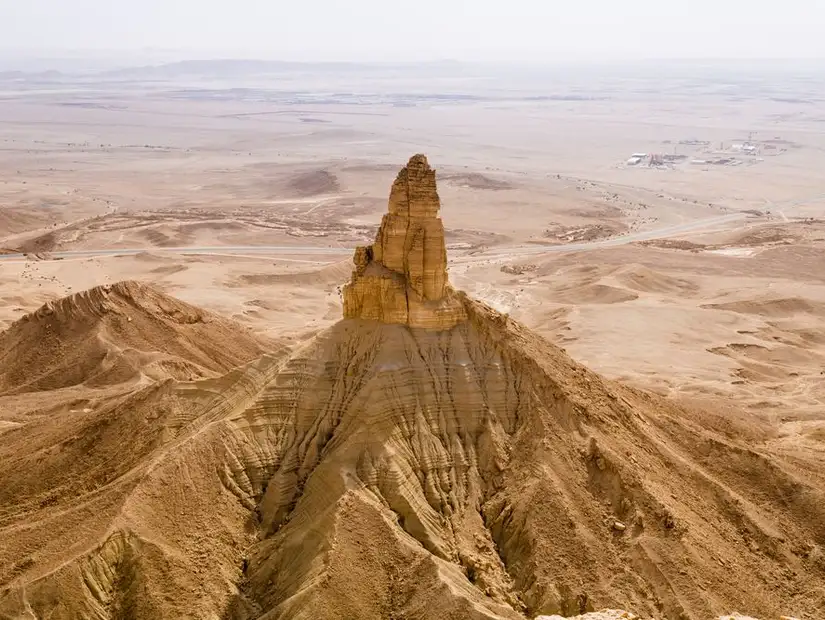 جبل طويق.jpg