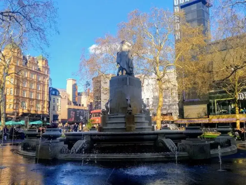 leicester_square.jpg