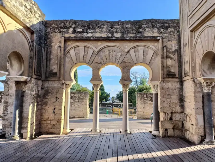 مدينة الزهراء.webp