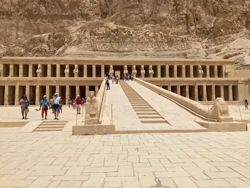 معبد حتشبسوت.webp