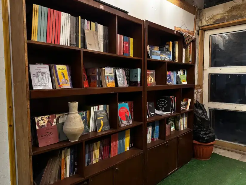 مكتبة بوكس آند بينز.webp