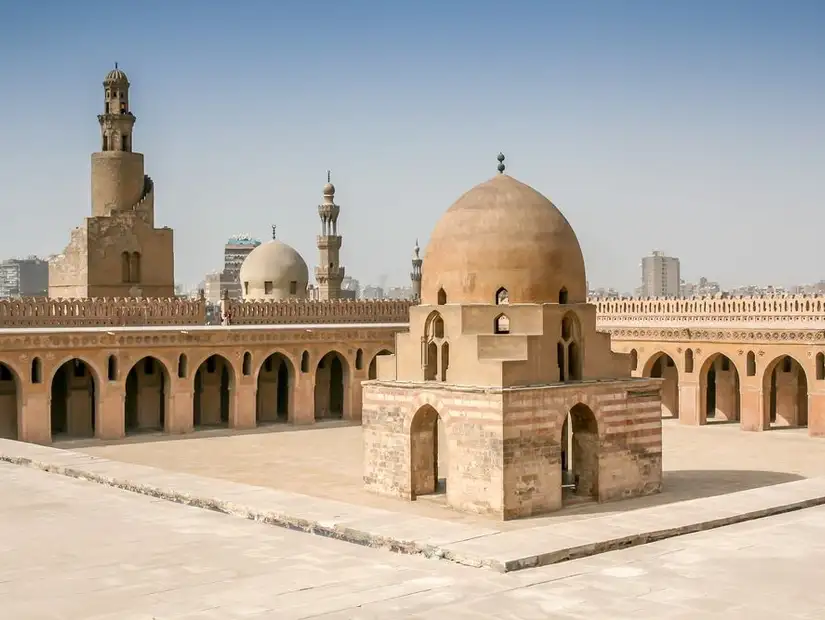 مسجد أحمد بن طولون.jpg