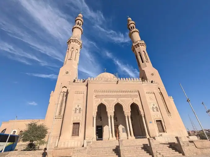 مسجد الطابية.jpg