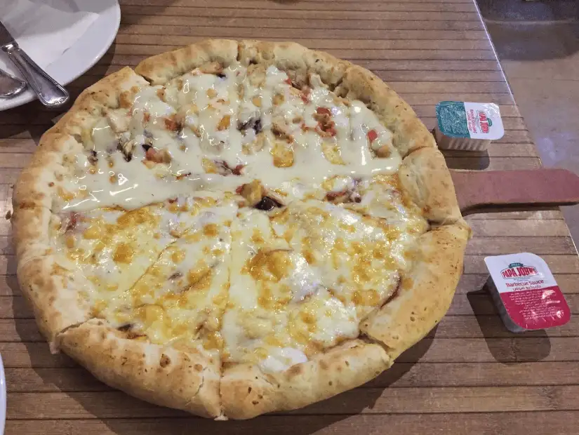 مطعم Papa Johns Pizza.png