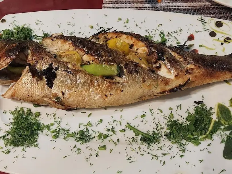 مطعم أسماك عَبدُه فرج.jpg