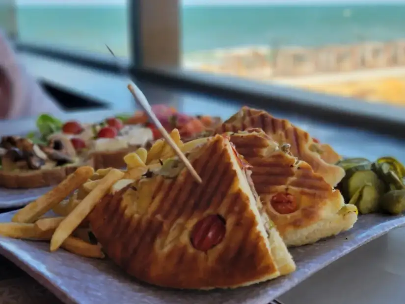 مطعم وكافيه لاتينو.webp