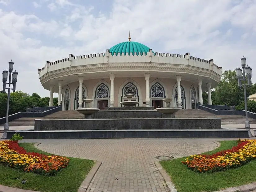 متحف الدولة التيمورية.jpg