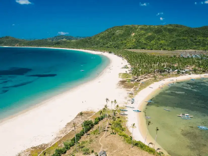 The long stretch of Nacpan Beach’s white sand.