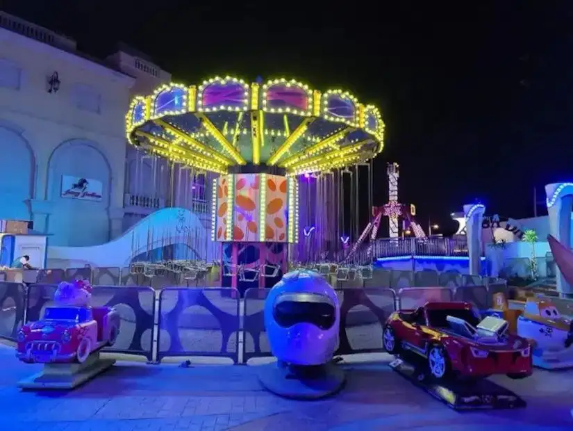 night view of carousel in Fabyland