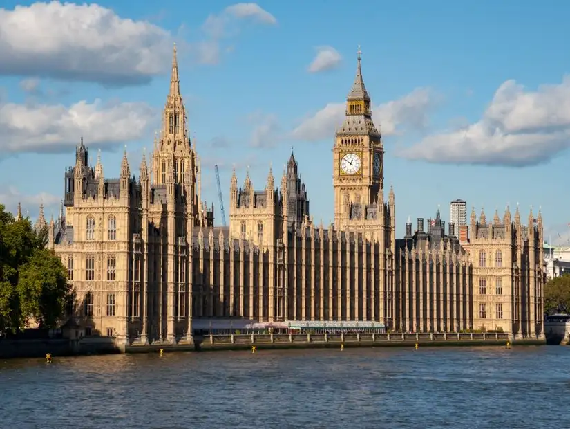 قصر وستمنستر.jpg