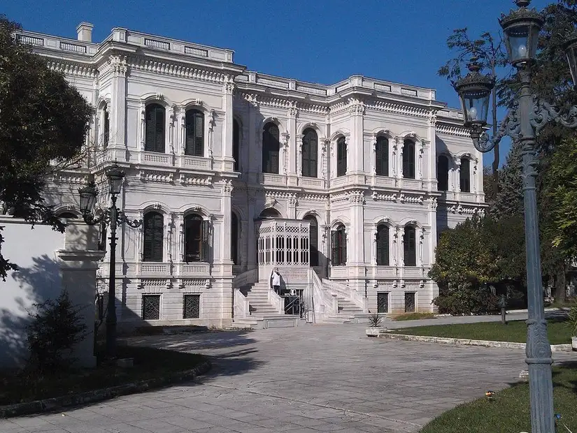 قصر يلدز اسطنبول.jpg