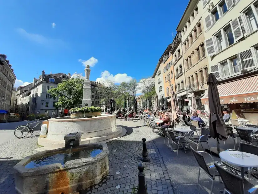 ساحة بورغ دو فور.webp