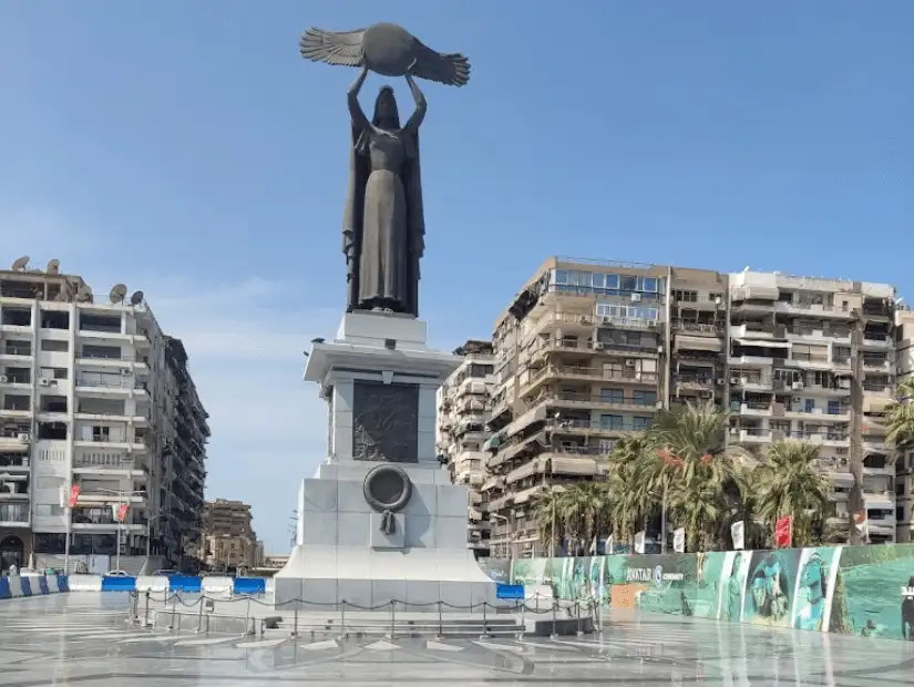 ساحة مصر.png