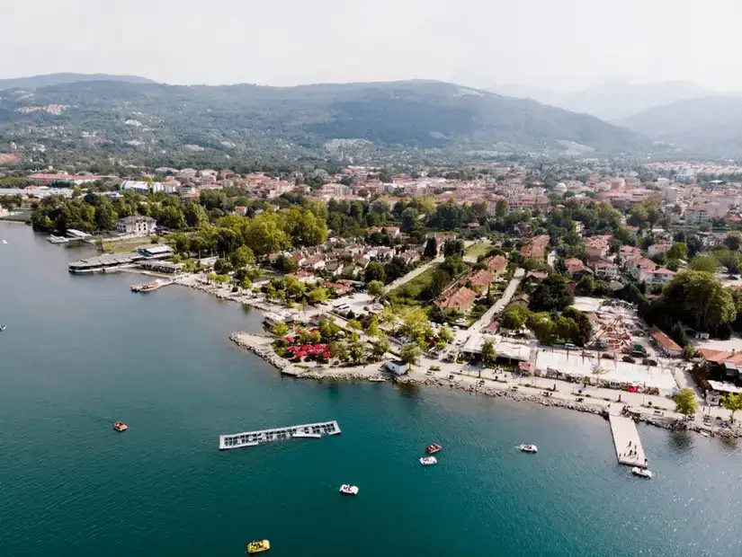 Panoramic view of the scenic Sapanca Lake shoreline in Sakarya.