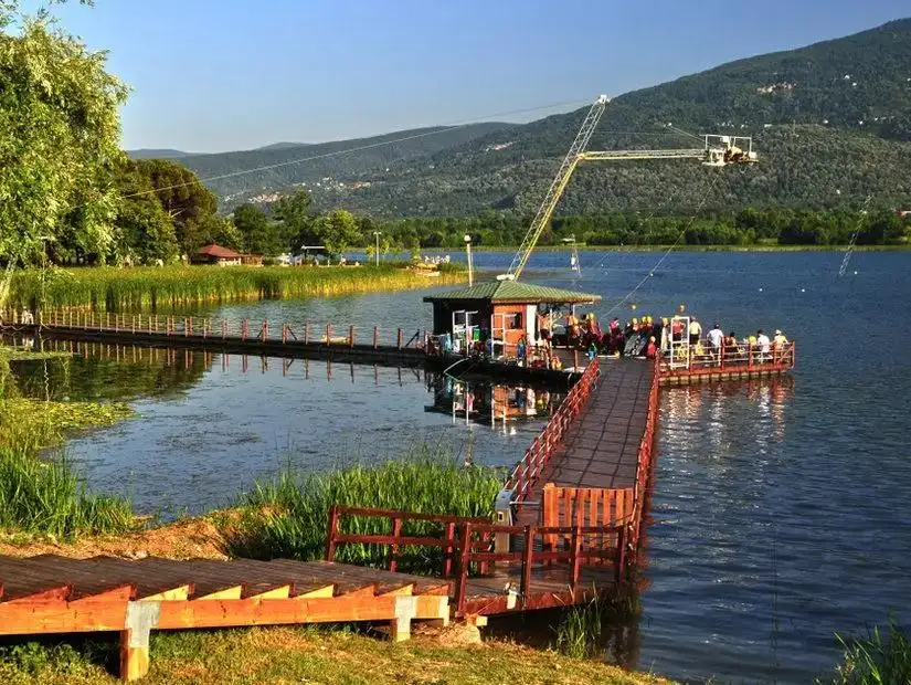 A picturesque view of a bike path along the peaceful Sapanca Lake.