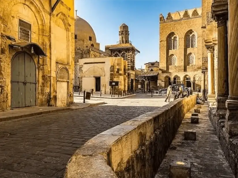 شارع المعز.png