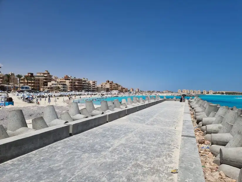 شاطئ الأبيض مطروح.webp