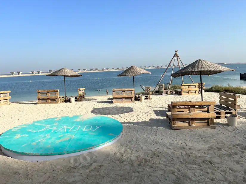 شاطئ جبل علي.webp