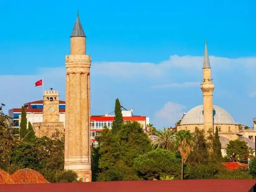 The historic Yivliminare Mosque in Antalya, a stunning example of Seljuk architecture.
